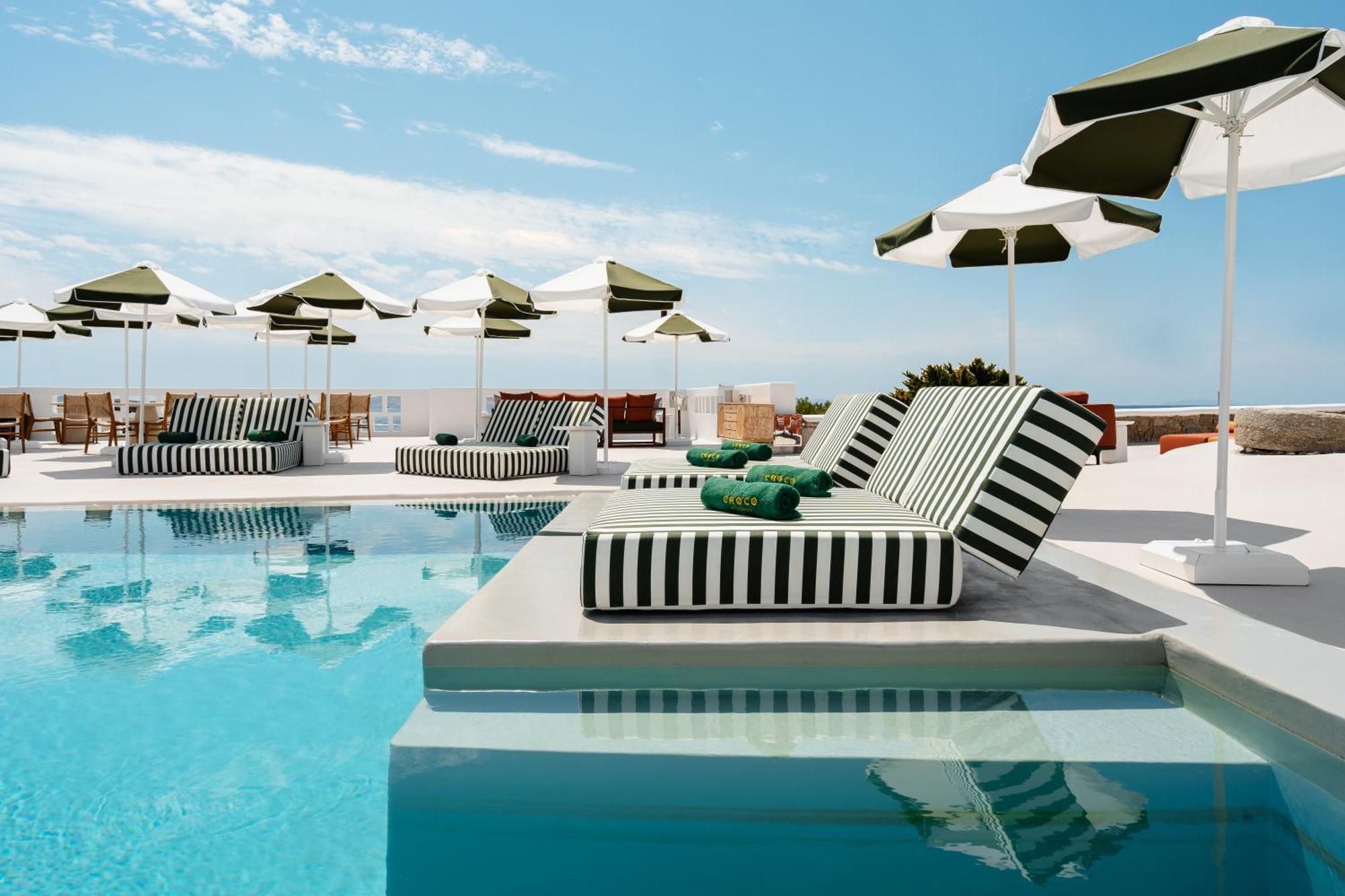 Croco Mykonos Hotel Tourlos Buitenkant foto