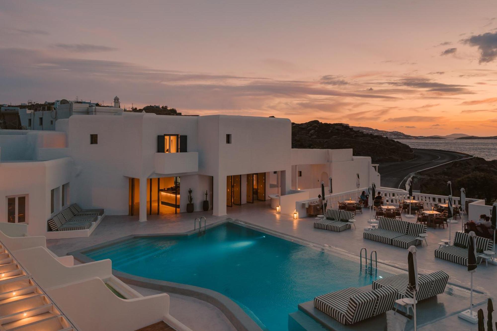 Croco Mykonos Hotel Tourlos Buitenkant foto